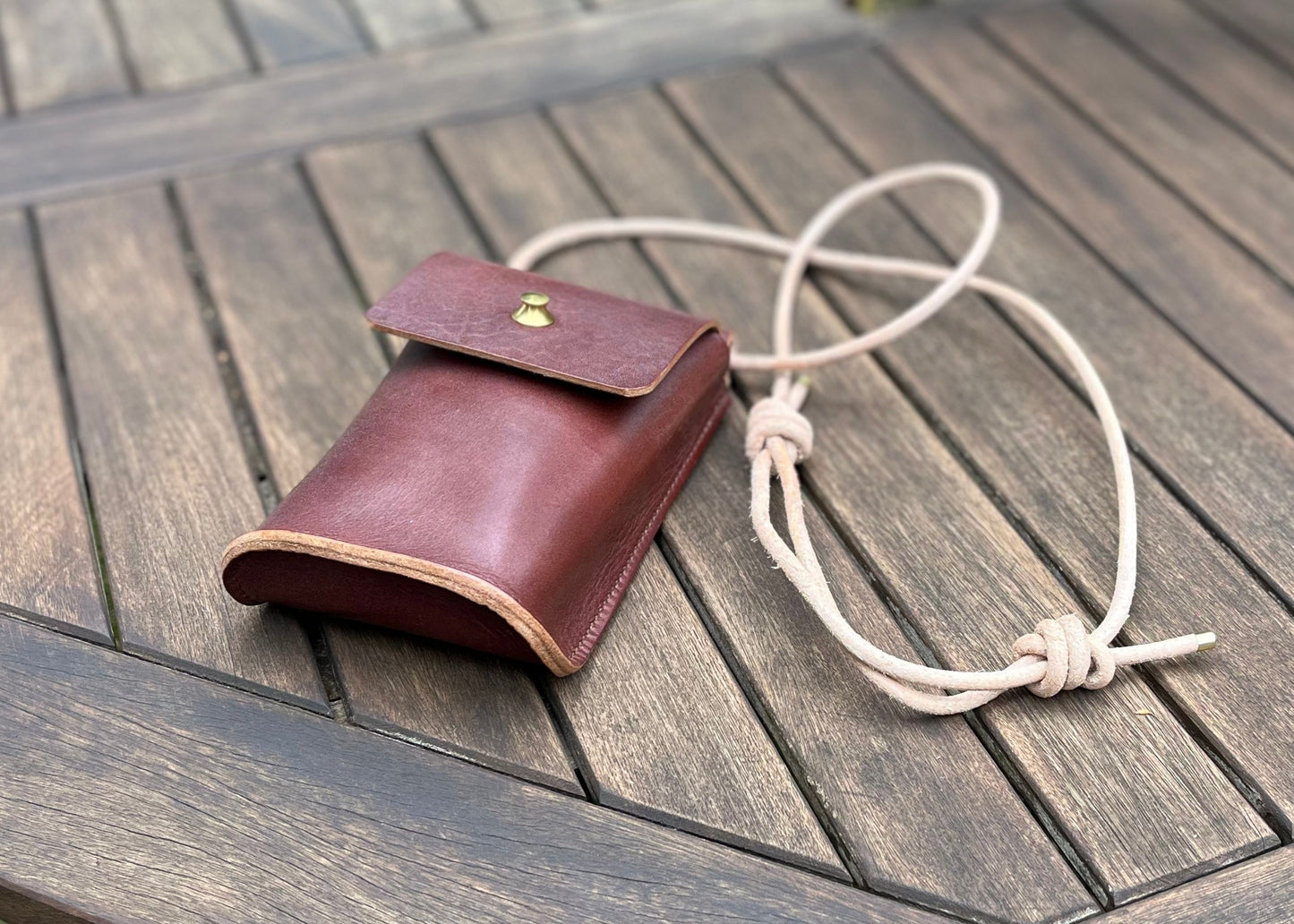 Cross Body Phone Bag - Leather - Hand Stitched