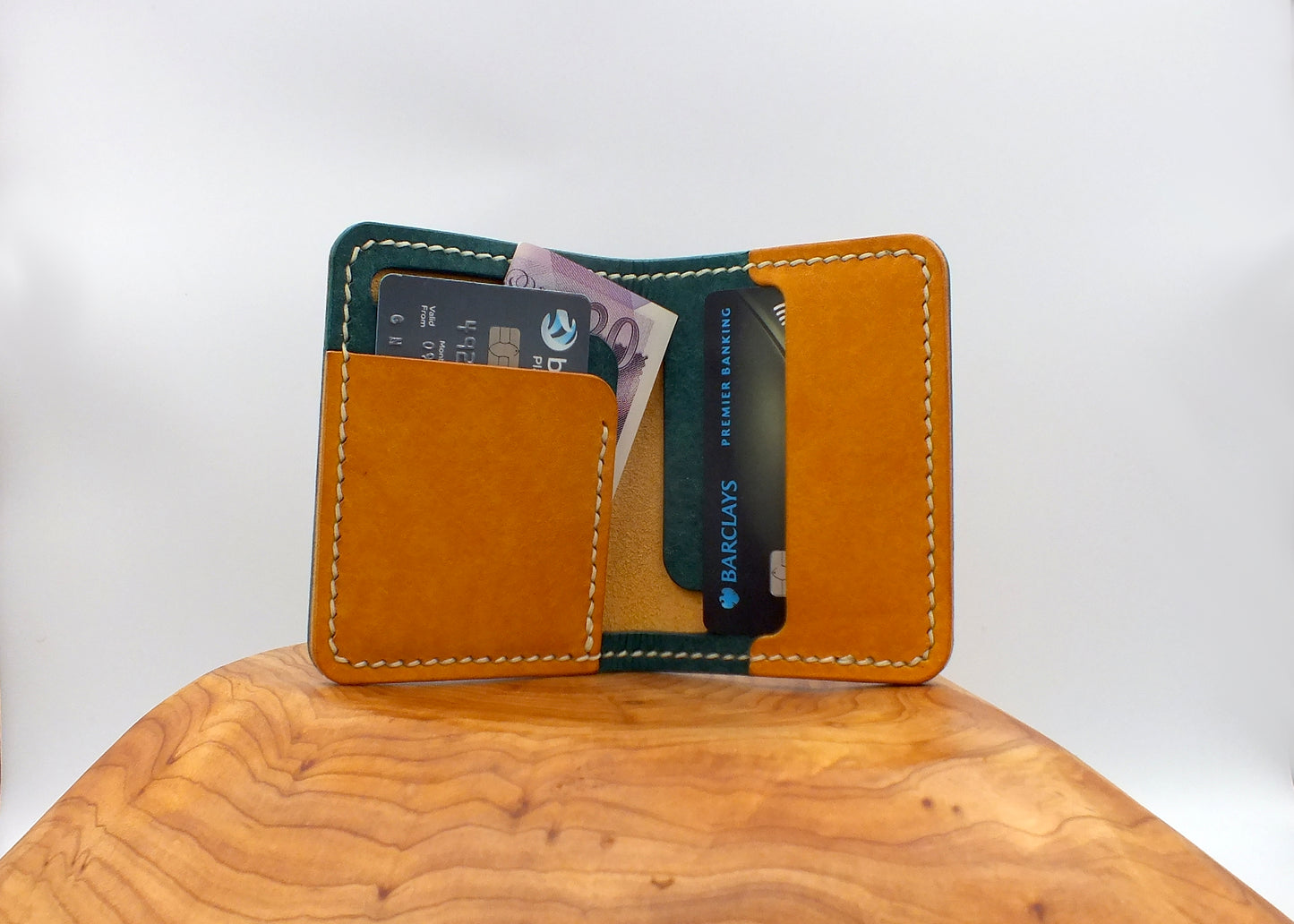 The Beacon Bi-Fold - Sea Blue / Dusky Yellow