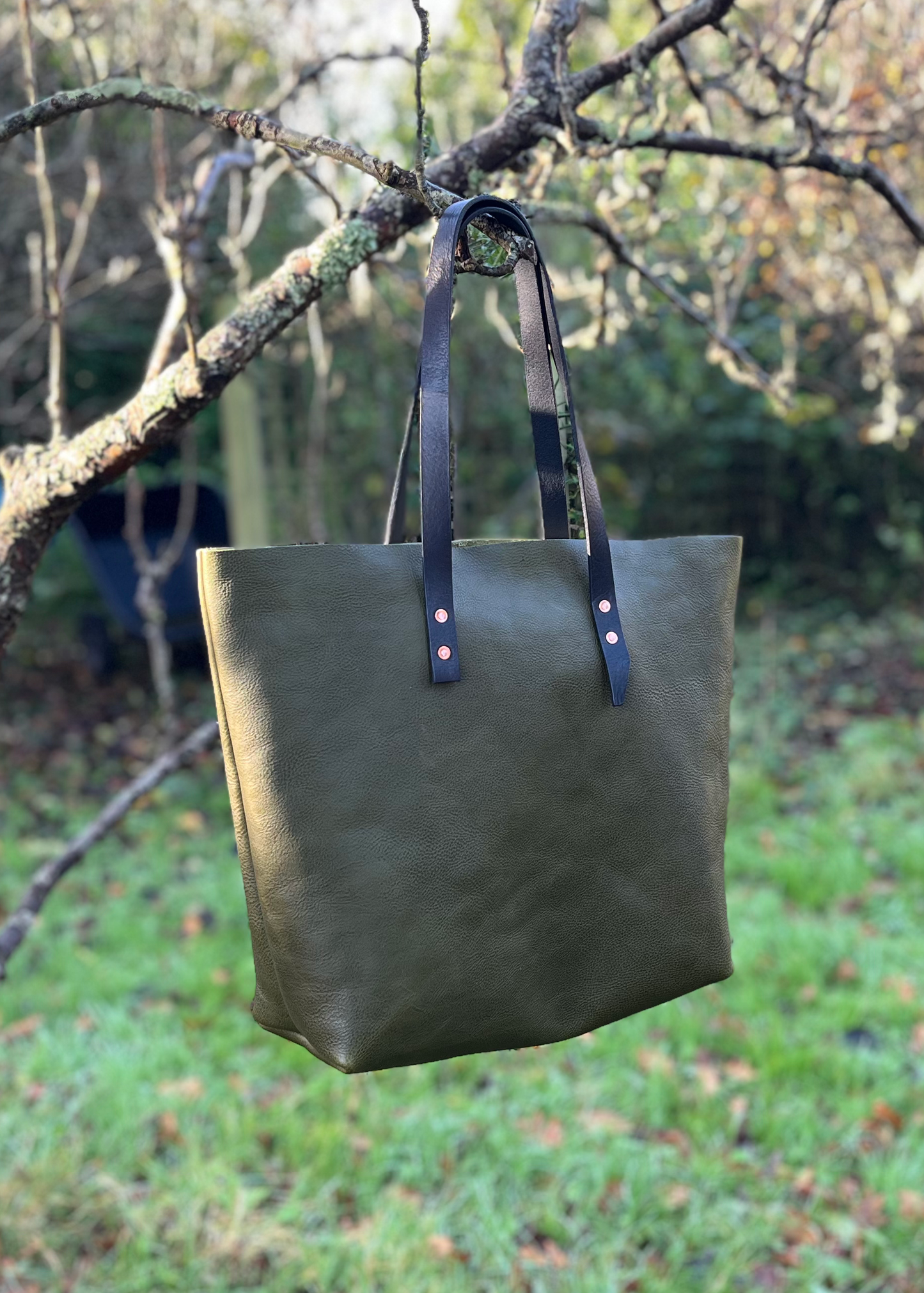 Handcrafted Italian Leather Tote Bag – Olive Minerva Box Leather with Copper Rivets