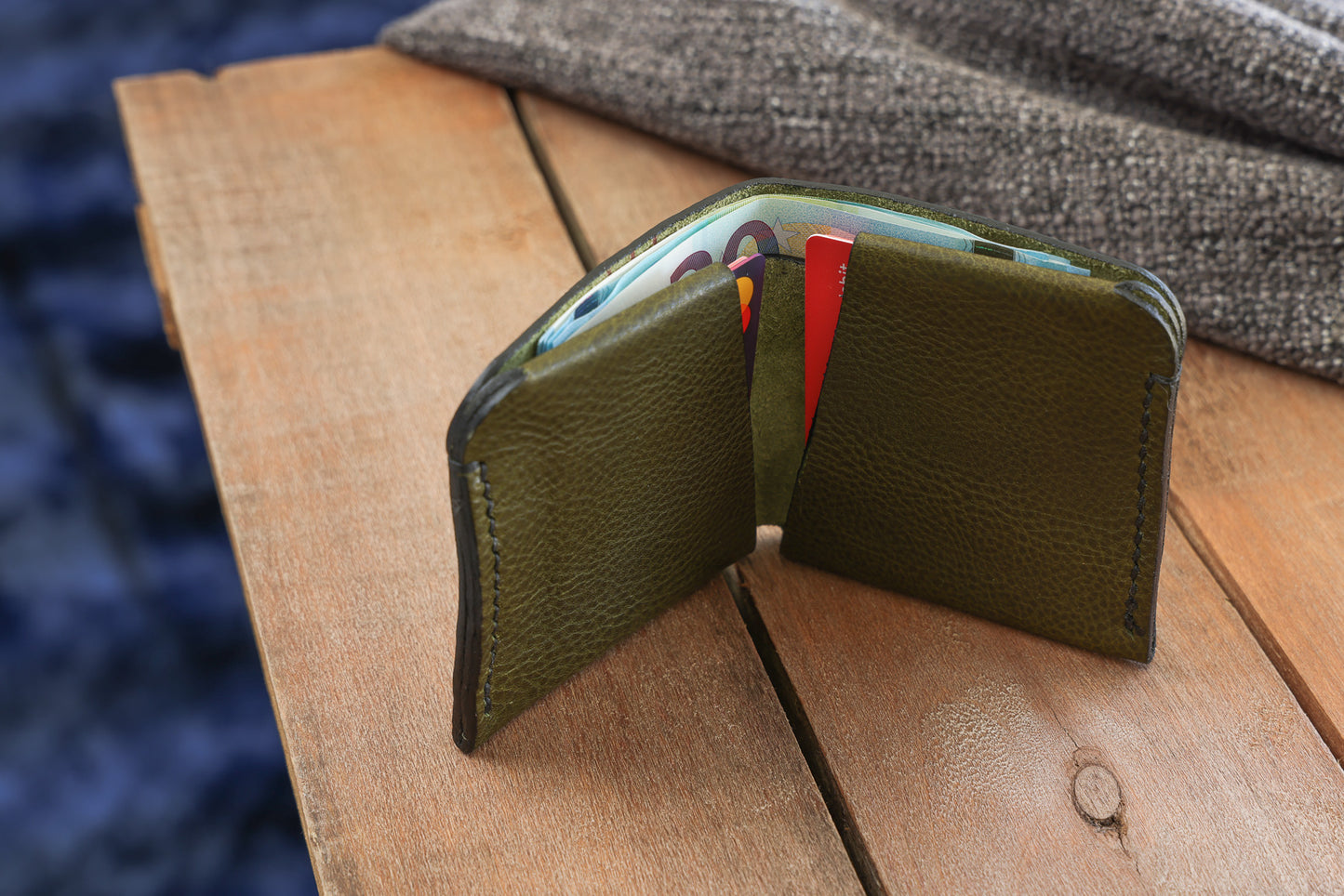 Oliva - Minimalist Leather Wallet