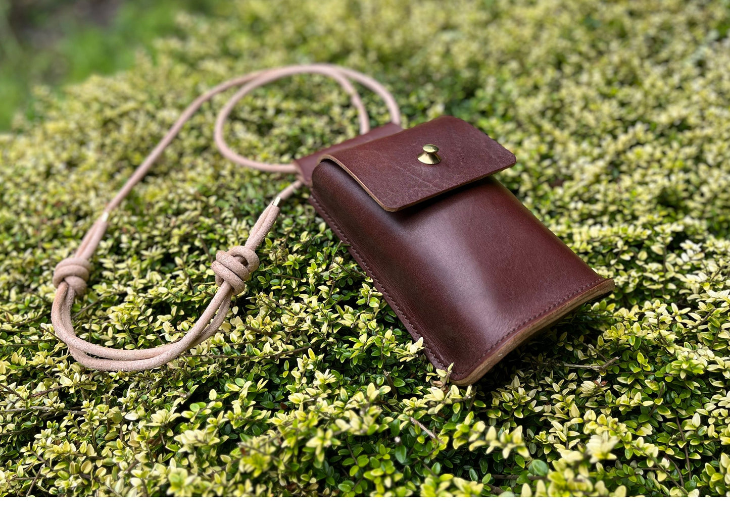 Cross Body Phone Bag - Leather - Hand Stitched