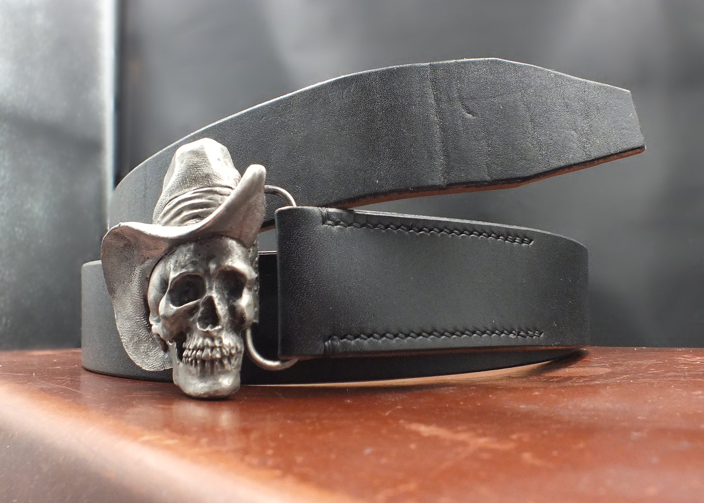 'El Pistolero Muerto' Belt - Handmade Oak Bark Tanned Leather Belt -Skull Cowboy Buckle
