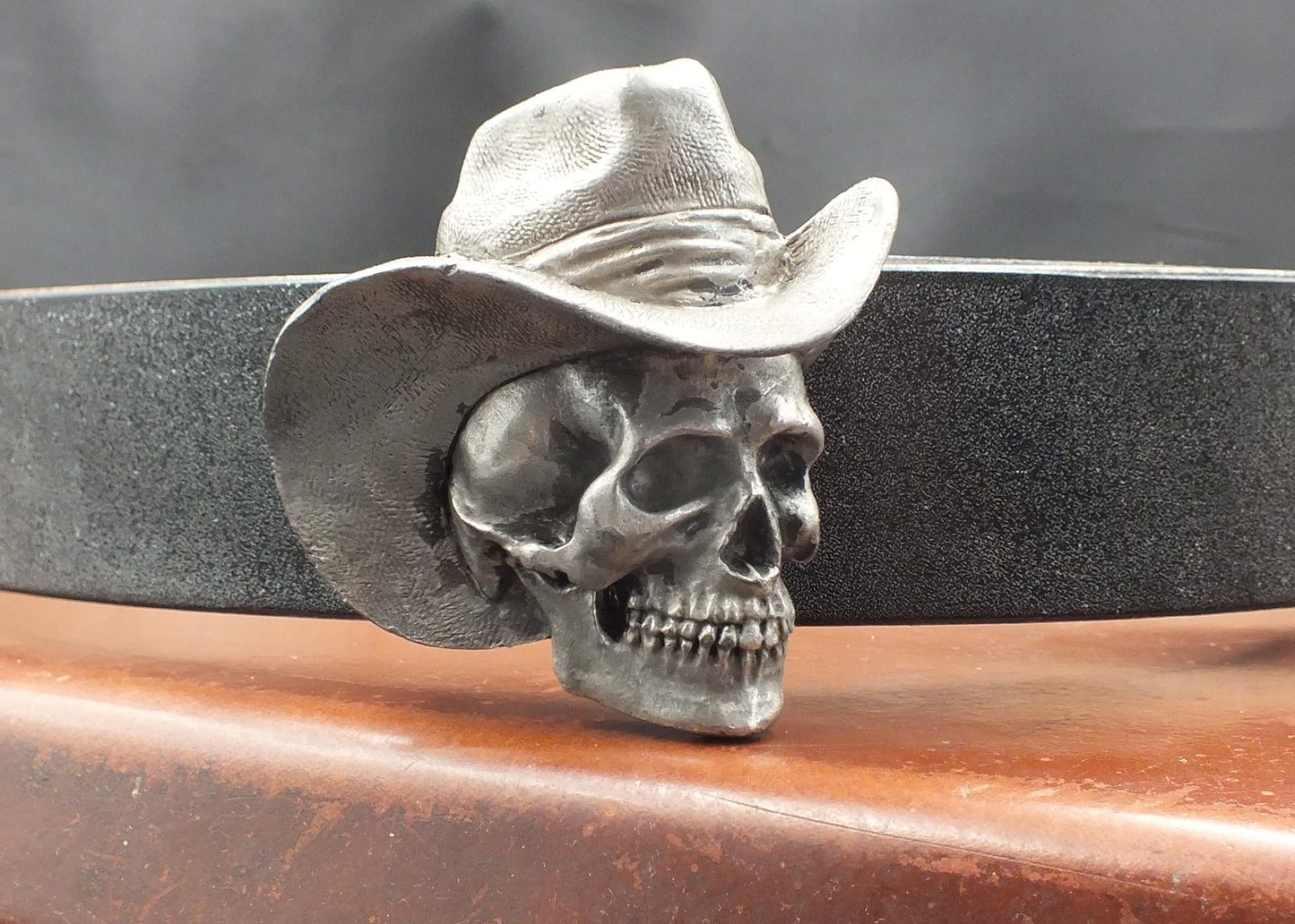 'El Pistolero Muerto' Belt - Handmade Oak Bark Tanned Leather Belt -Skull Cowboy Buckle