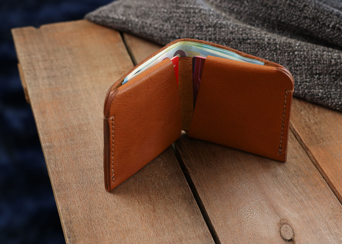 Cognac - Minimalist Leather Wallet