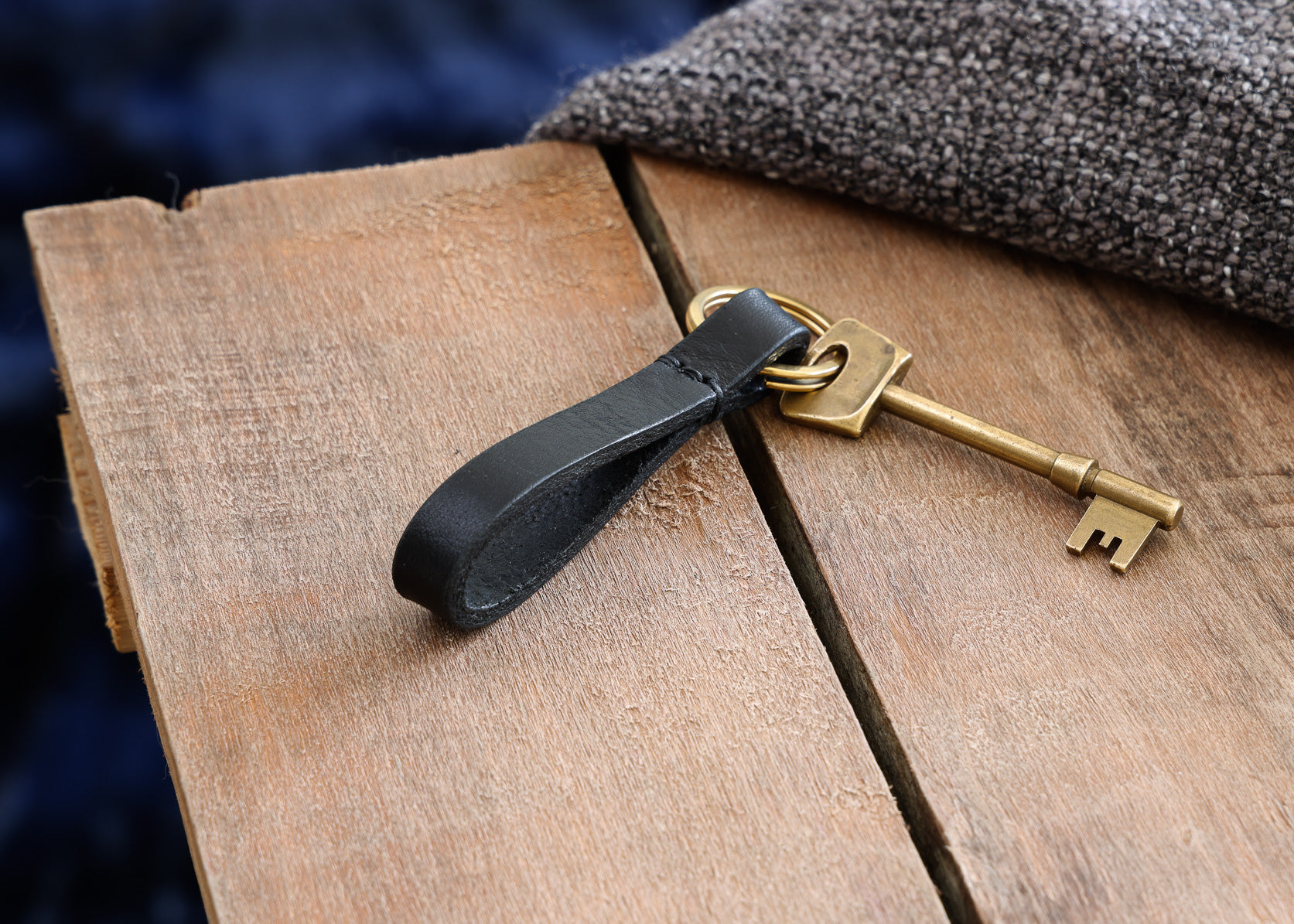 Simple Leather Keyring